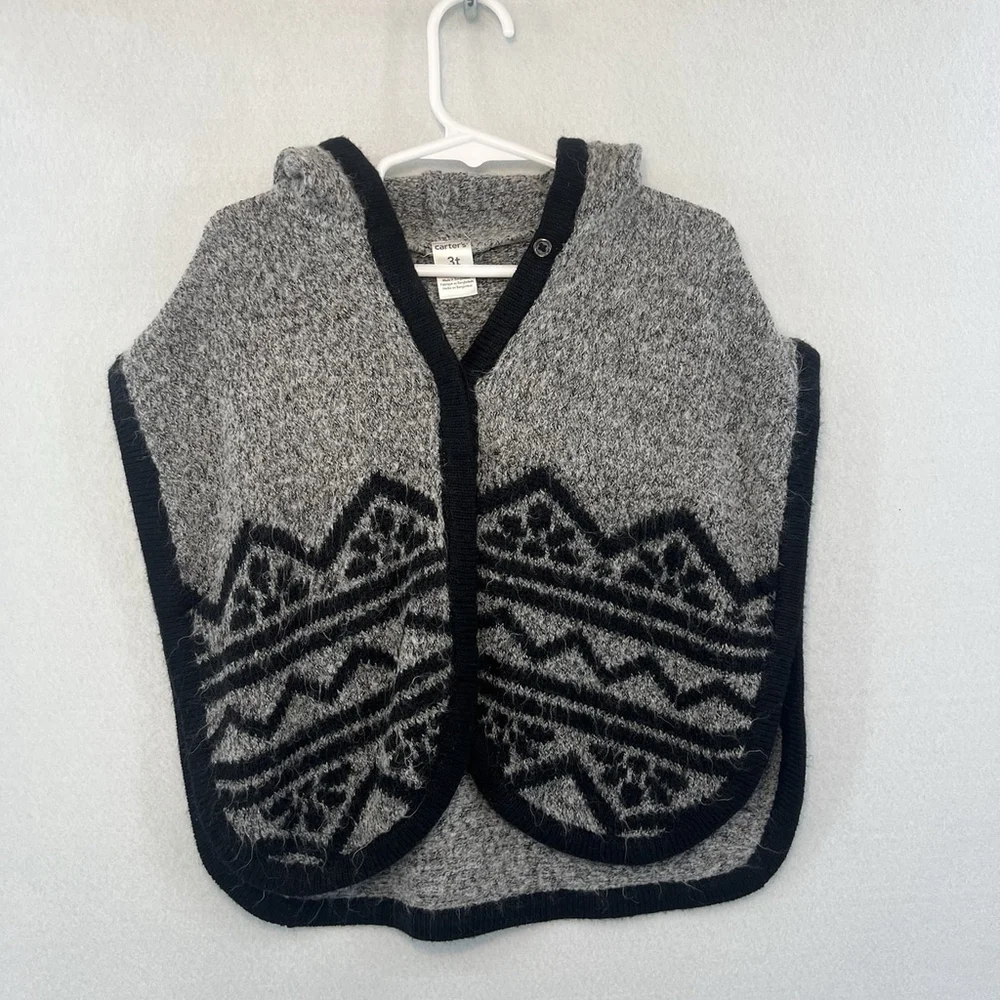 Carter's Girl Hooded Pullover Poncho Knit Black Gray Toddler Size 3T Sweater Top